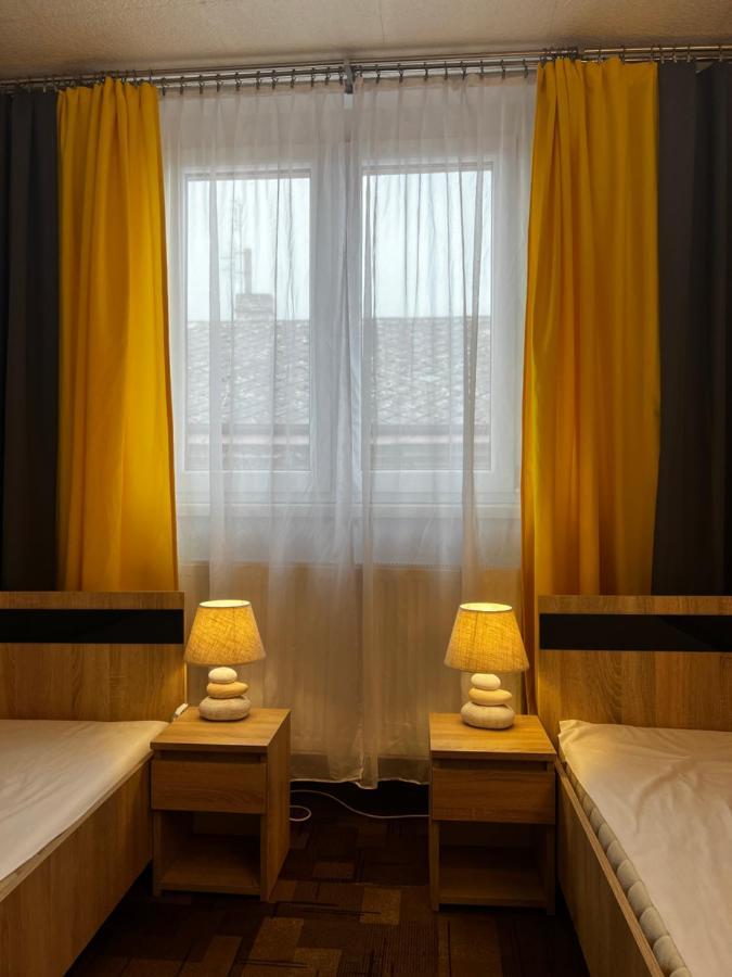 Pod Nachodskym Zamkem Apartment